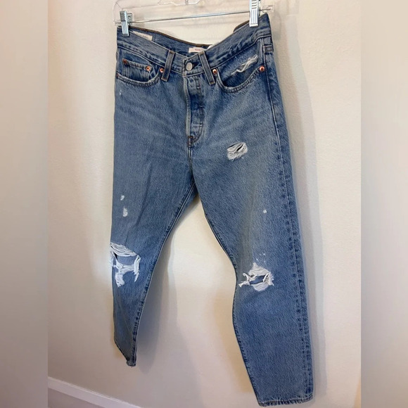 Levi’s Ankle Distressed Jeans size 28 WEDGIE - Picture 4 of 13